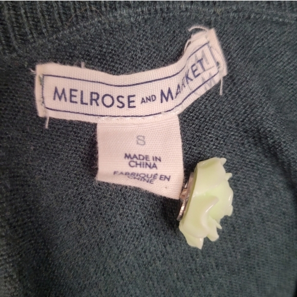 Forest Green Soft Open Shoulder Sweater (Szie Small) - Picture 4 of 4